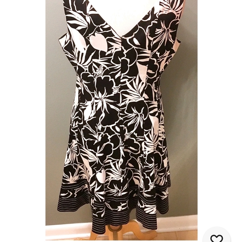 Nine West black and white, size 14 - Picture 4 of 6